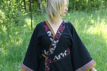 Lade das Bild in den Galerie-Viewer, kimono dress
